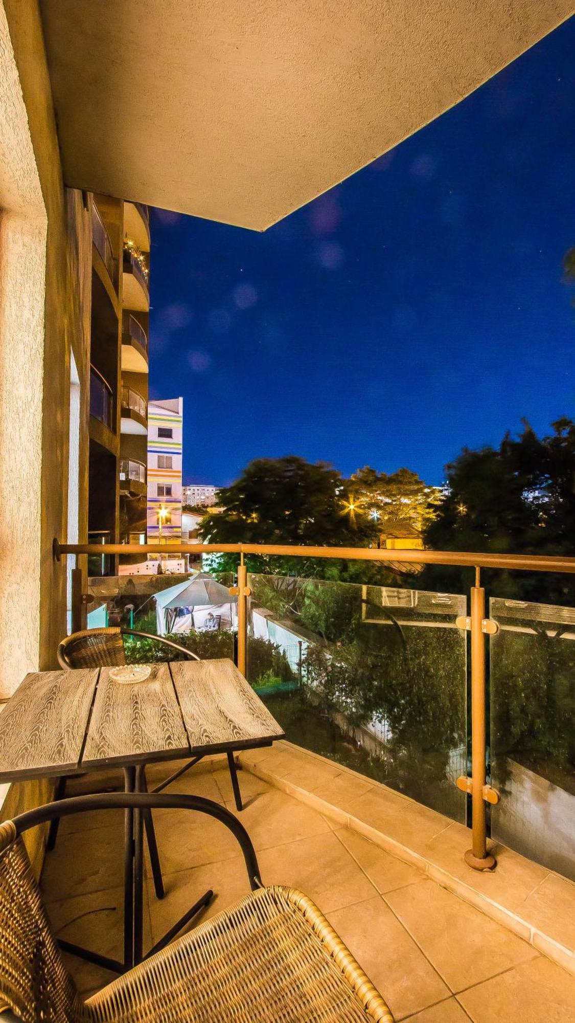 Luxury / Mihai Bravu Apartmens Bucarest Exterior foto